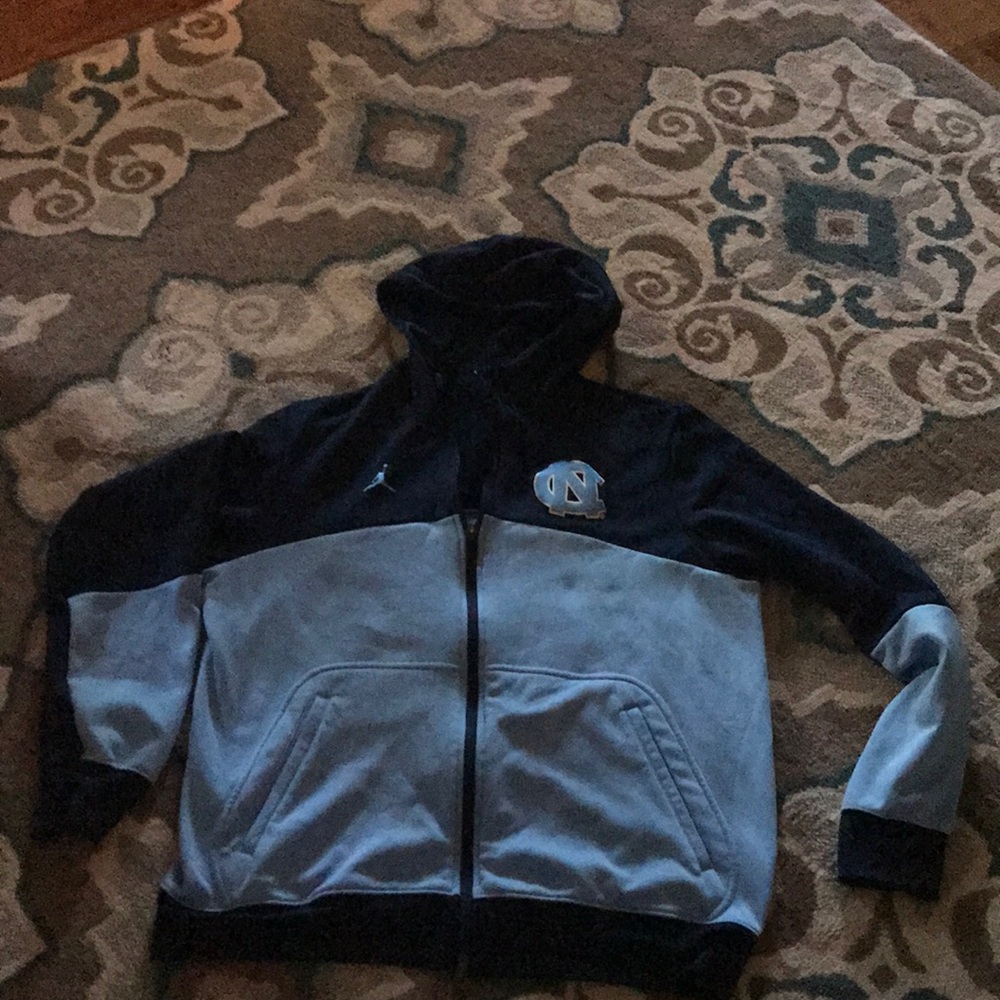 Men’s Jorden zip up light weight hoodie